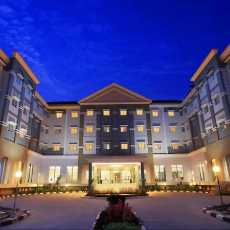 Swiss-Belinn Pangkalanbuun Exterior foto