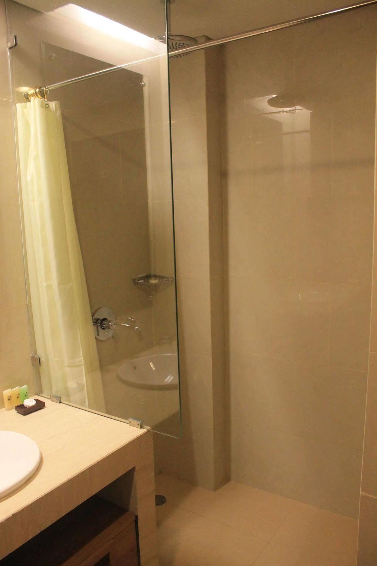 Swiss-Belinn Pangkalanbuun Exterior foto