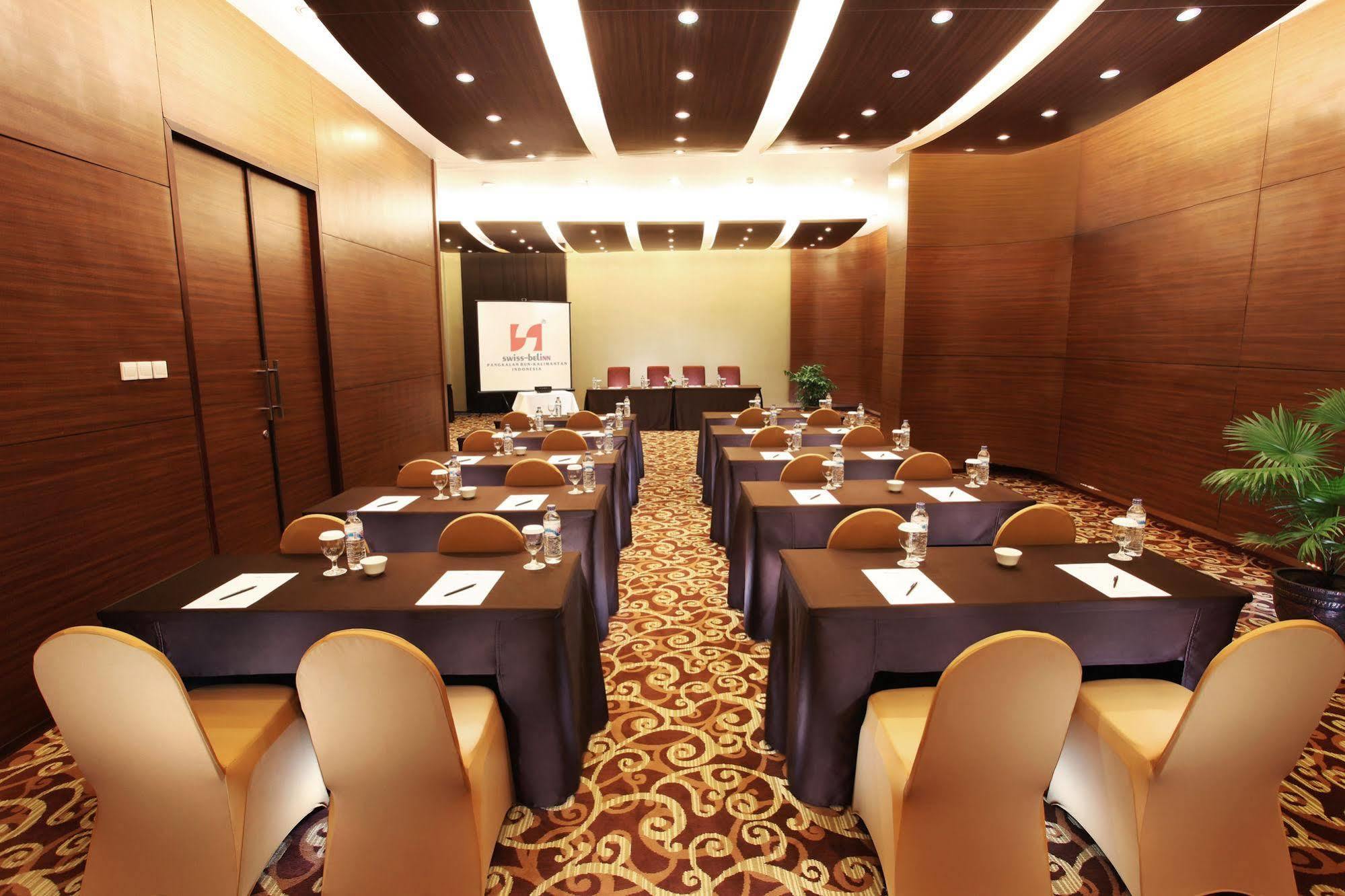 Swiss-Belinn Pangkalanbuun Exterior foto